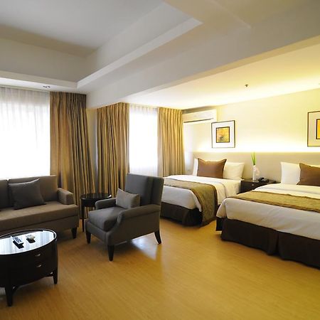 Imperial Palace Suites เกซอนซิตี้ ภายนอก รูปภาพ