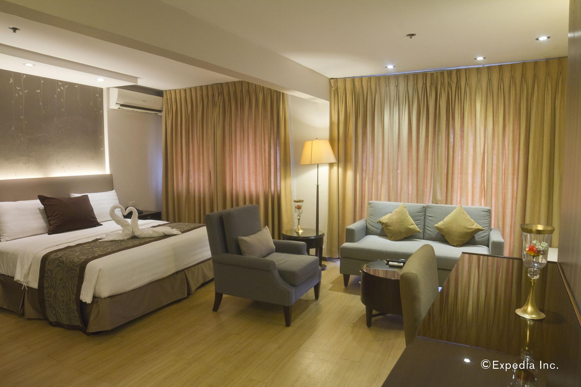 Imperial Palace Suites เกซอนซิตี้ ภายนอก รูปภาพ