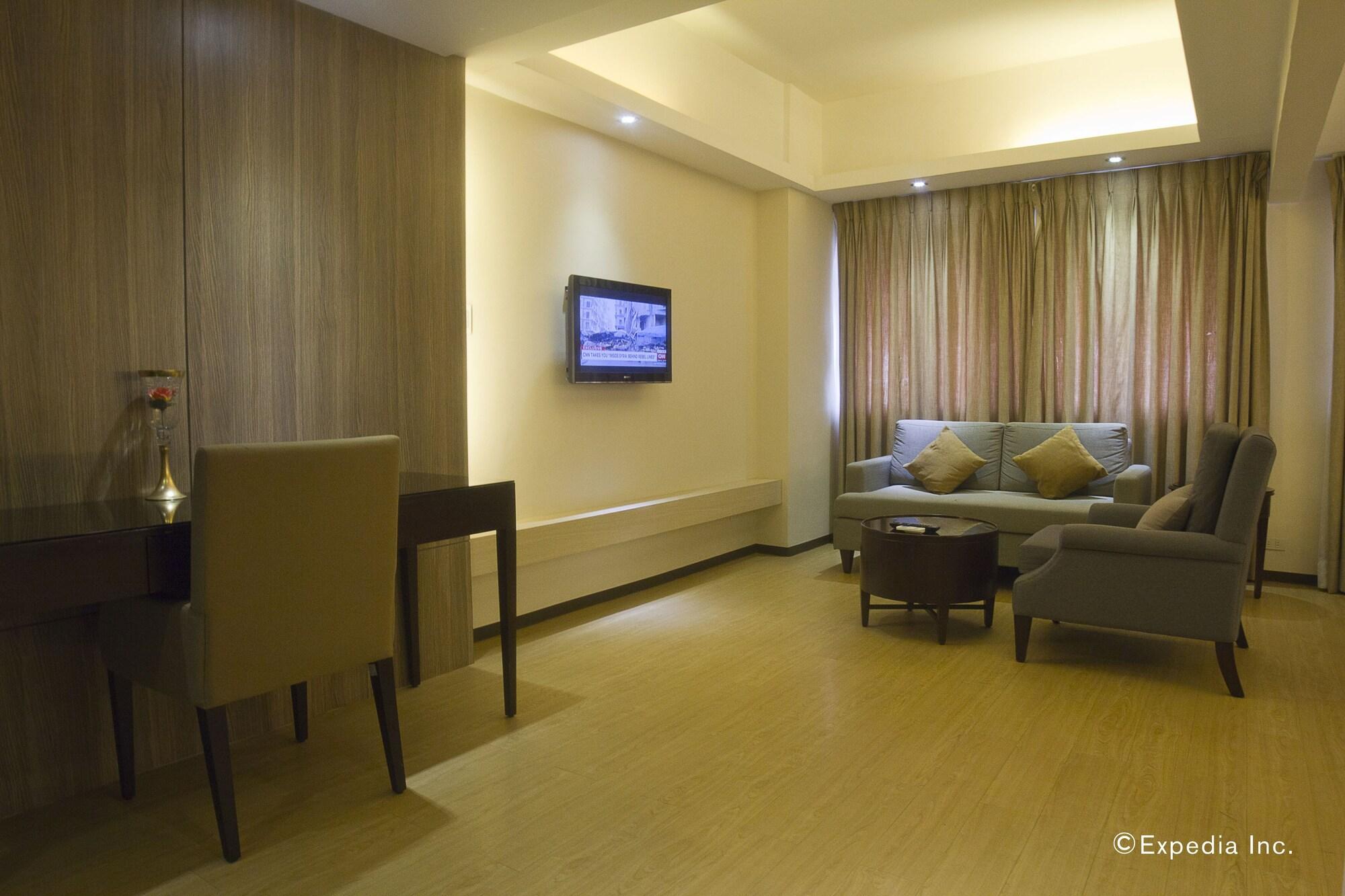 Imperial Palace Suites เกซอนซิตี้ ภายนอก รูปภาพ