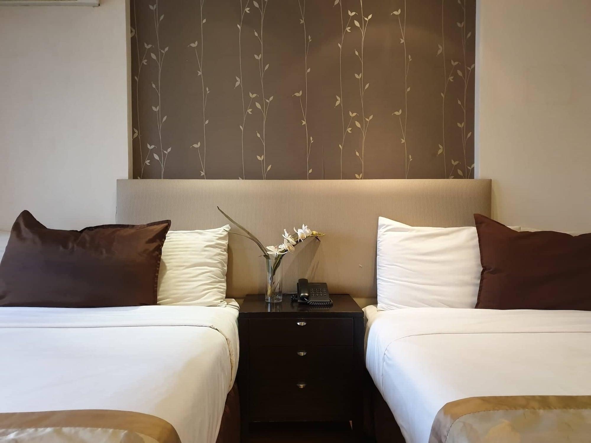 Imperial Palace Suites เกซอนซิตี้ ภายนอก รูปภาพ