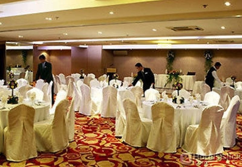 Imperial Palace Suites เกซอนซิตี้ ภายนอก รูปภาพ