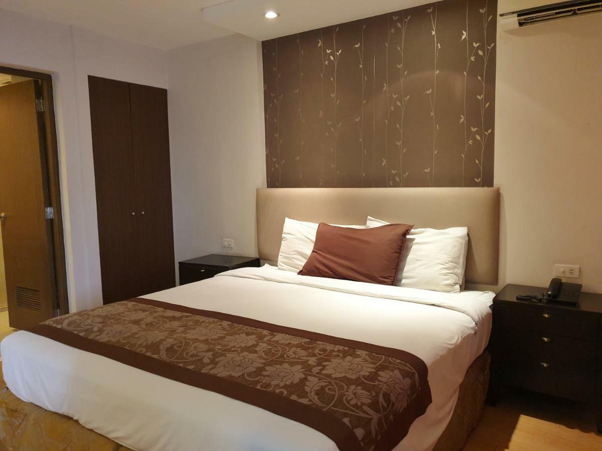Imperial Palace Suites เกซอนซิตี้ ภายนอก รูปภาพ